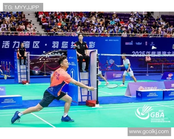 羽毛球盛宴：深入解析广州羽毛球队的默契配合与战术策略